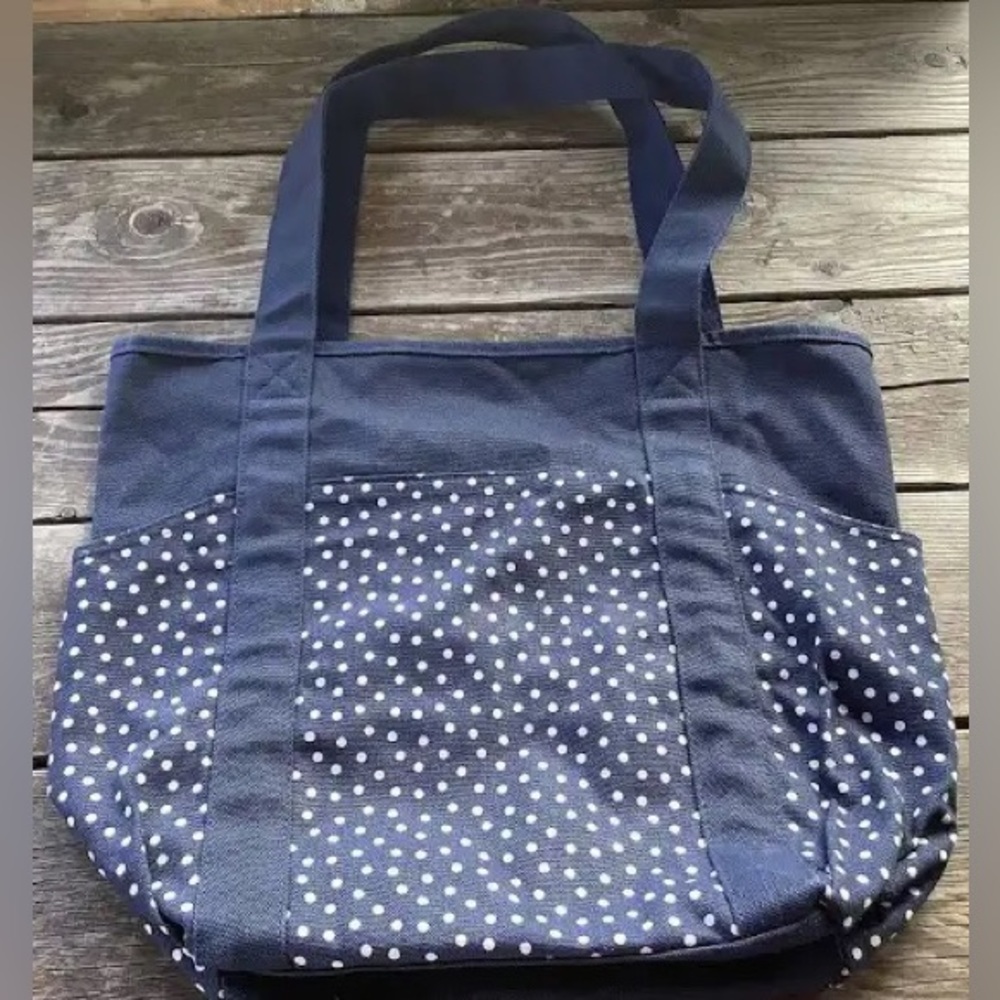 Thirty one Go-to tote- navy dancing dots NIP